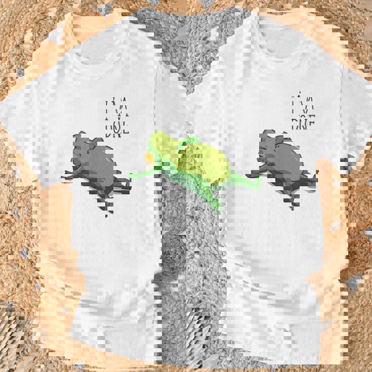 終わった、リラックスしているカエル、カエル好きの面白いカエル、カエル Tシャツ 高齢者への贈り物