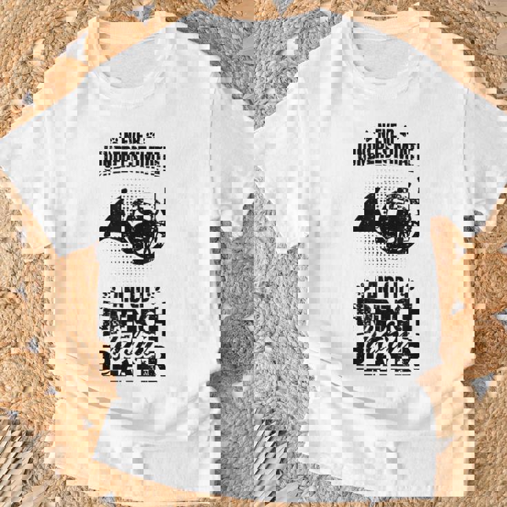 老フレンチ・ホルン奏者を侮るなかれ Tシャツ 高齢者への贈り物