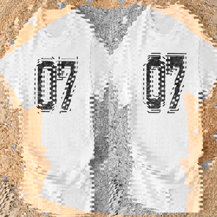 背中に07番 Tシャツ 高齢者への贈り物