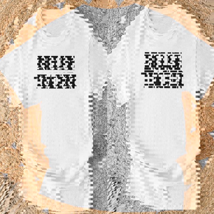 英語教師 かわいい教師の学校服 Tシャツ 高齢者への贈り物