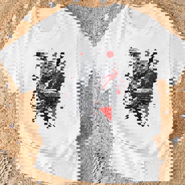 蛇 動物 モチーフ アートワーク 蛇 Tシャツ 高齢者への贈り物