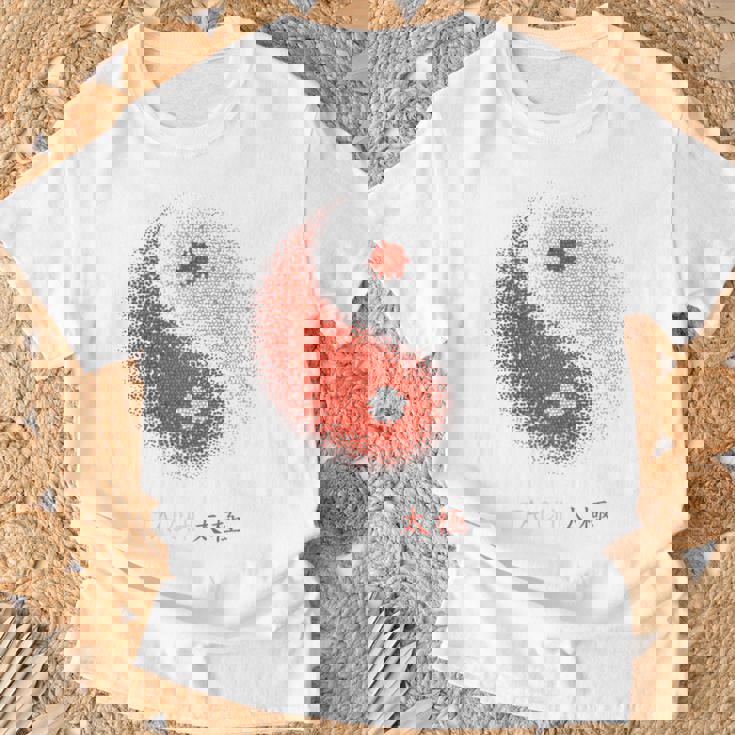 陰陽太極拳アート、背中にプリント Tシャツ 高齢者への贈り物