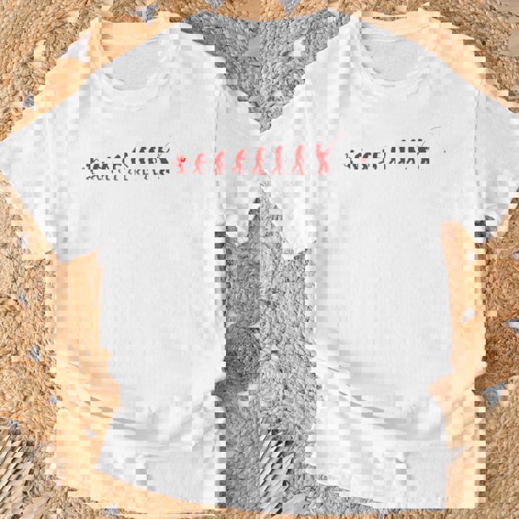 類人猿から漁師への釣りの進化 Tシャツ 高齢者への贈り物