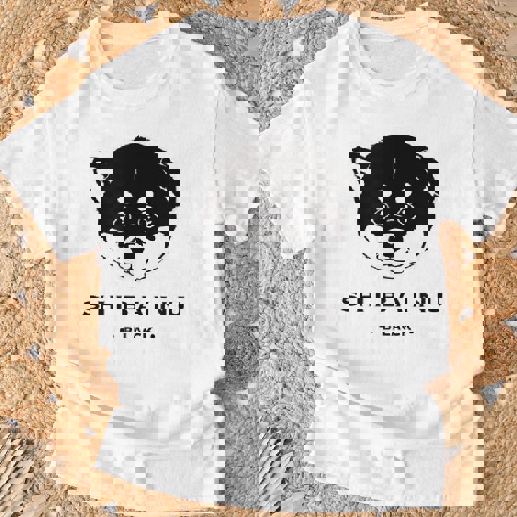 黒柴ちびちゃん かわいい柴犬 Tシャツ 高齢者への贈り物