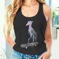 ハシビロコウ スケートボード 鳥 動物 図 バードウォッチング 贈り物 鳥類学者 生物学者 自然科学 タンクトップ