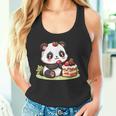 パンダを食べるストロベリーケーキ タンクトップ