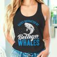 ベルーガクジラに簡単に気を取られる面白いシロイルカ動物。 タンクトップ