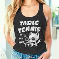 卓球をするクールな猫 タンクトップ