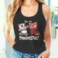 君はパンダスティックだよハイタッチのレッサーパンダとパンダ タンクトップ