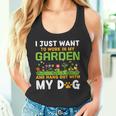 庭で働いて犬とたむろしたい タンクトップ