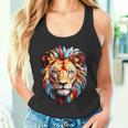 雄大なライオンヘッド 赤、黄、青の芸術的なたてがみ タンクトップ