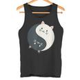 かわいい猫と一緒に陰陽師のサイン I Karma Yoga Cat タンクトップ