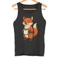 朝のコーヒーを楽しむ居心地の良いキツネ。 タンクトップ