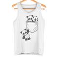 パンダ愛好家のためのポケットの中のかわいいカワイイベイビーパンダ タンクトップ