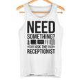 受付係の受付秘書に聞いて欲しいもの タンクトップ