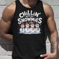 Chilling With Mynowmies 冬の雪だるまファミリーデザイン タンクトップ 彼への贈り物
