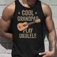 Cool Grandpas Play ウクレレ ウクレレ ミュージックギター タンクトップ 彼への贈り物