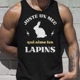 メンズ Just A Dude Who Loves Rabbits ユーモアラビットマン タンクトップ 彼への贈り物