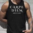 Seize The Day Carpe Diem インスピレーションラテン語 タンクトップ 彼への贈り物