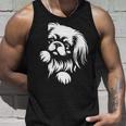 かわいいペキニーズのぞき見犬のグラフィック デザイン タンクトップ 彼への贈り物