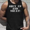 シャットアップしてスクワット。 タンクトップ 彼への贈り物