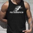 バランスが取れない スポーツとユーモアのための面白いパロディデザイン タンクトップ 彼への贈り物