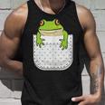ポケットに入ったカエルのシャツ 面白いカエルのtシャツ カエルの恋人 タンクトップ 彼への贈り物