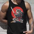 レトロな日本の侍猫グラフィック 猫愛好家 タンクトップ 彼への贈り物