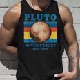 惑星冥王星を忘れてはいけないオタク天文学楽しい宇宙レトロ タンクトップ 彼への贈り物