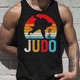 柔道投げ レトロ 日本の格闘技 柔道家 ファイター ギフト タンクトップ 彼への贈り物