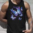 青と紫の模様の蝶たち 昆虫プリント タンクトップ 彼への贈り物