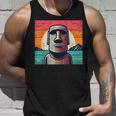 面白いイースター島像 レトロなモアイヘッドラパヌイv3 タンクトップ 彼への贈り物
