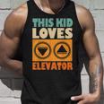 面白い引用エレベーター This Kid Loves Elevator Elevator Loves Elevator タンクトップ 彼への贈り物