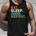 面白い柔道家が寝る柔道を食べる タンクトップ 彼への贈り物