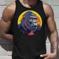 鮮やかなゴリラのイラスト、大胆な色。 タンクトップ 彼への贈り物