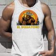 Elquatcho 面白いシンコ・デ・マヨ ビッグフット サスカッチ タンクトップ 彼への贈り物