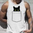 【ポケットから覗くネコ】黒猫 にゃんこ 猫好き 猫 可愛い ネコ 子猫 ネコ好き 面白い 変な 遊び心 ネタ ウケ狙い タンクトップ 彼への贈り物
