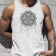 マンダラフラワー神聖幾何学フラクタルアート良い雰囲気 タンクトップ 彼への贈り物