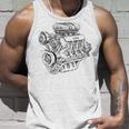 ヴィンテージエンジンブロック – メンズカー&メカニックガレージグラフィック タンクトップ 彼への贈り物