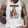 柴犬 いぬ イラスト 柴犬好き 犬好き 自転車 かわいい おもしろ レトロ Ride For Life's Joy 長袖tシャツ タンクトップ 彼への贈り物