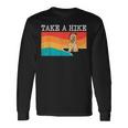 Take A Hike ケアンテリア グラフィック ハイキング 長袖Tシャツ ギフトのアイデア