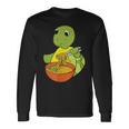亀がラーメンを食べる 和食 長袖Tシャツ ギフトのアイデア