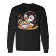 箸でラーメンを食べるかわいいペンギン 長袖Tシャツ ギフトのアイデア