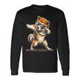 軽く叩く秋田犬 踊る軽く叩く犬 長袖Tシャツ ギフトのアイデア