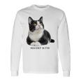 Mischief In Fur 猫写真 ハチワレ猫 黒白猫 猫好き ネタ 猫しもべ 猫飼い 猫依存症 長袖Tシャツ ギフトのアイデア