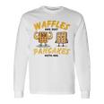 Waffles Are Just Pancakes With Abs Breakfast ワッフル愛好家 長袖Tシャツ ギフトのアイデア