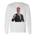 トランプの帽子をかぶったバイデンの陽気なグラフィック 長袖tシャツ 長袖Tシャツ ギフトのアイデア