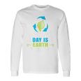 毎日のハッピーアースデイtシャツはアースデイのリサイクルです 長袖Tシャツ ギフトのアイデア