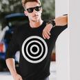 Bullseye ファニーブリティッシュラウンドダーツボード ブルズアイ 長袖Tシャツ 彼への贈り物