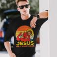 Jesus Has Your Back 柔術 レトロ クリスチャン 長袖Tシャツ 彼への贈り物